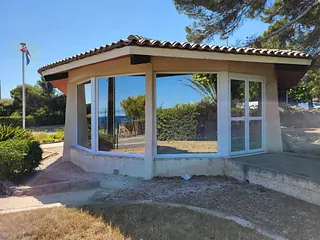 LA FENETRE FREJUSIENNE
