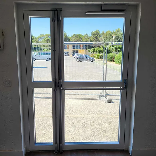 Porte aluminium